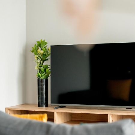 Esencja Apartments With Free Parking Garbary 104 By Noclegi Renters 포즈난 외부 사진