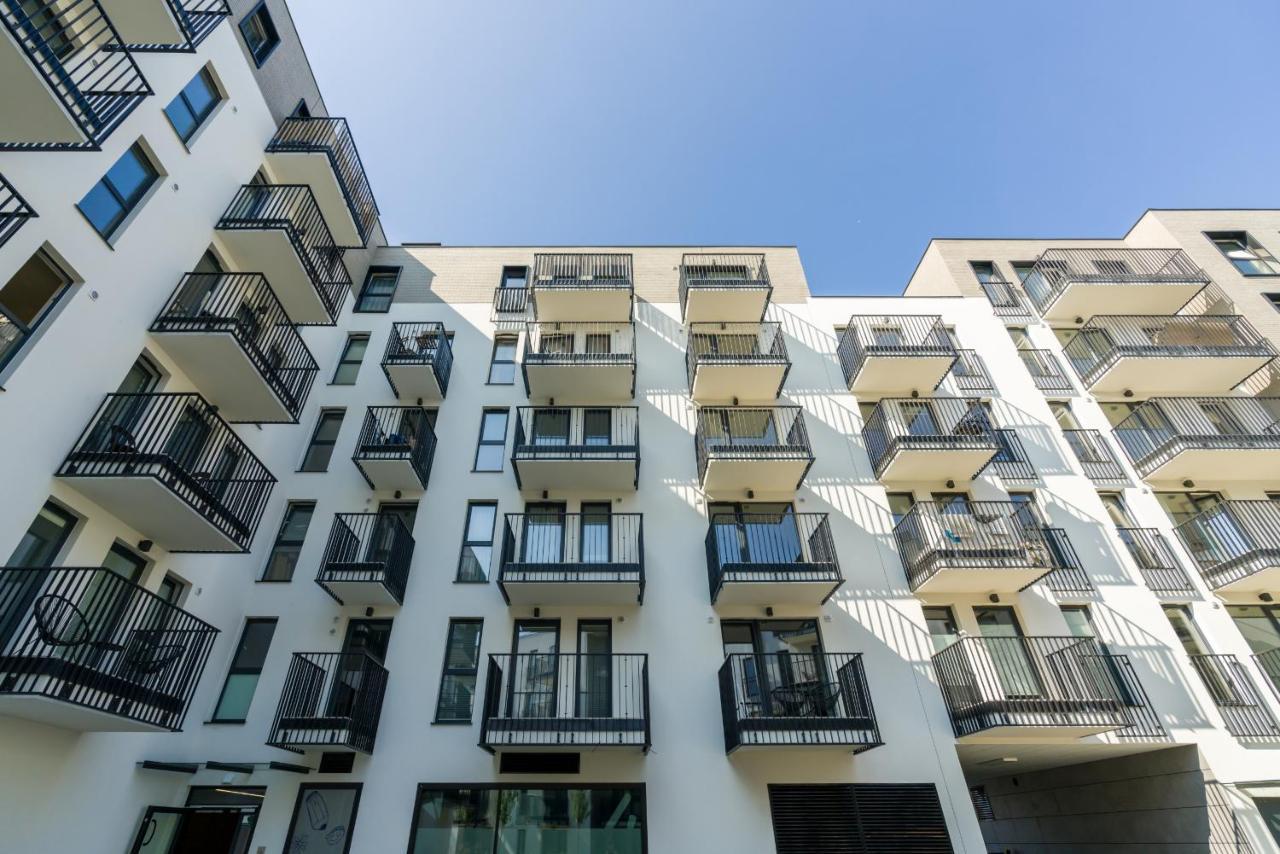 Esencja Apartments With Free Parking Garbary 104 By Noclegi Renters 포즈난 외부 사진