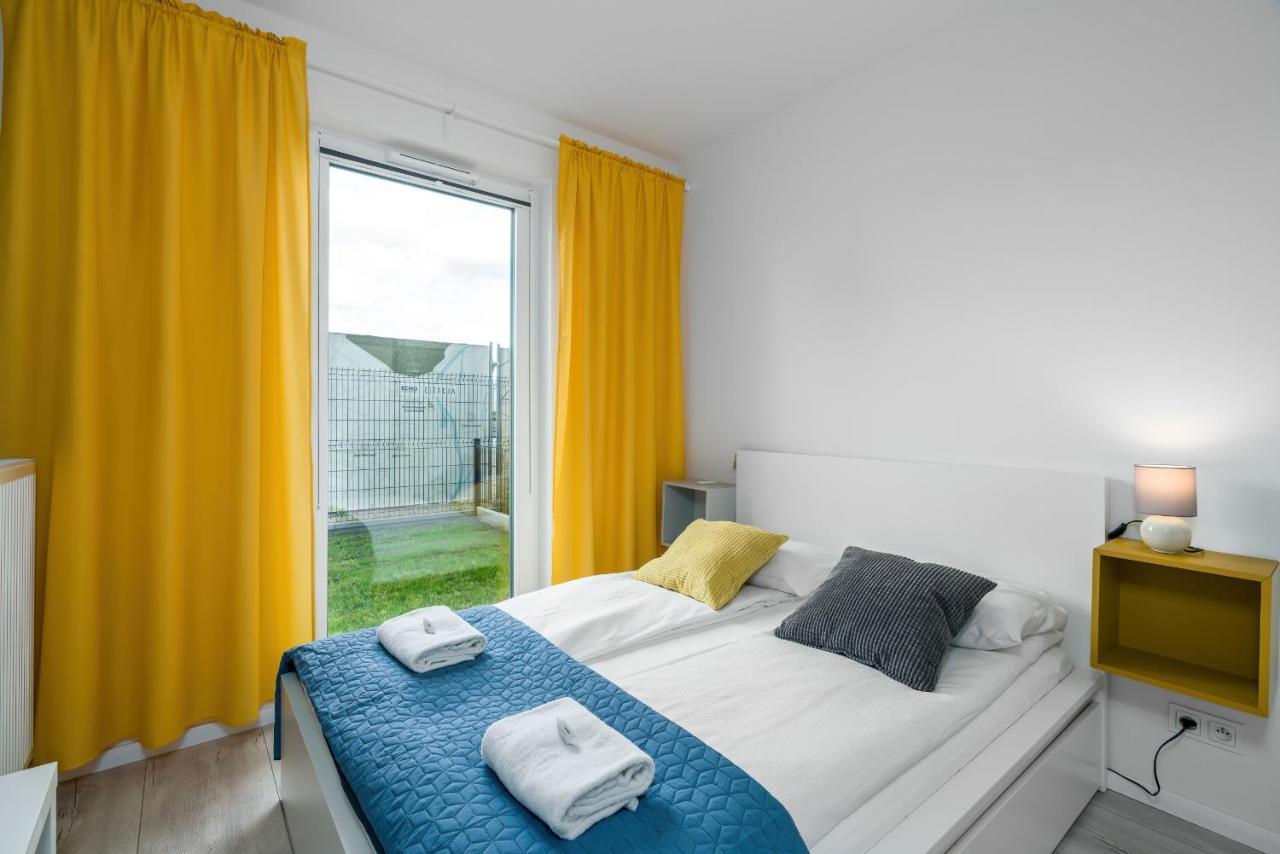 Esencja Apartments With Free Parking Garbary 104 By Noclegi Renters 포즈난 외부 사진