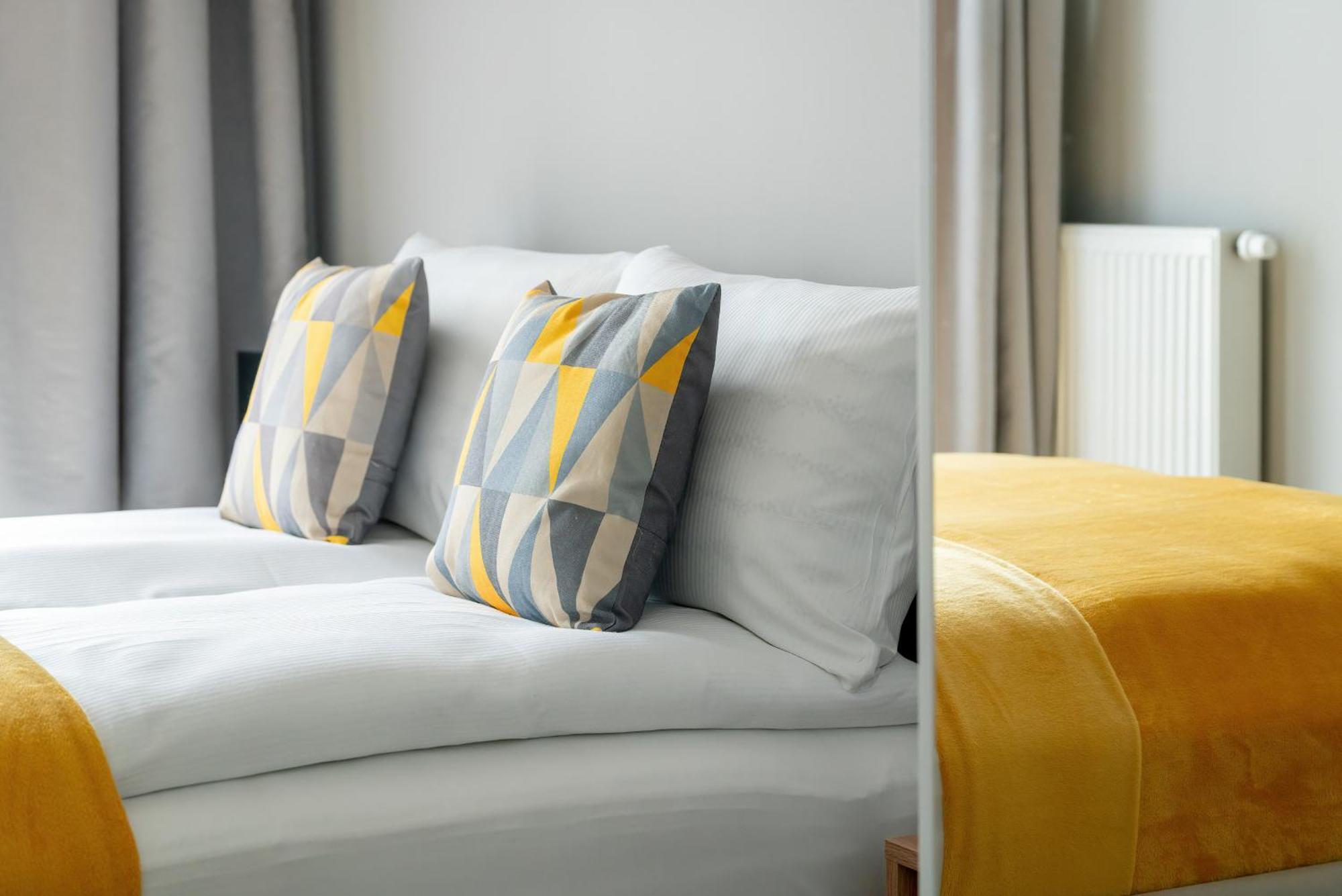 Esencja Apartments With Free Parking Garbary 104 By Noclegi Renters 포즈난 외부 사진