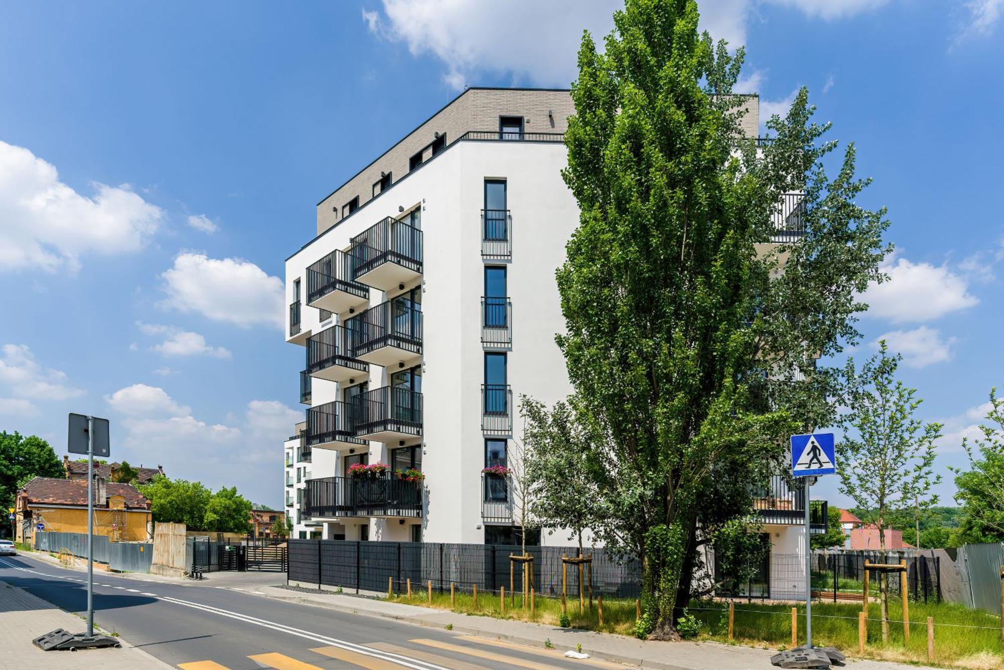 Esencja Apartments With Free Parking Garbary 104 By Noclegi Renters 포즈난 외부 사진